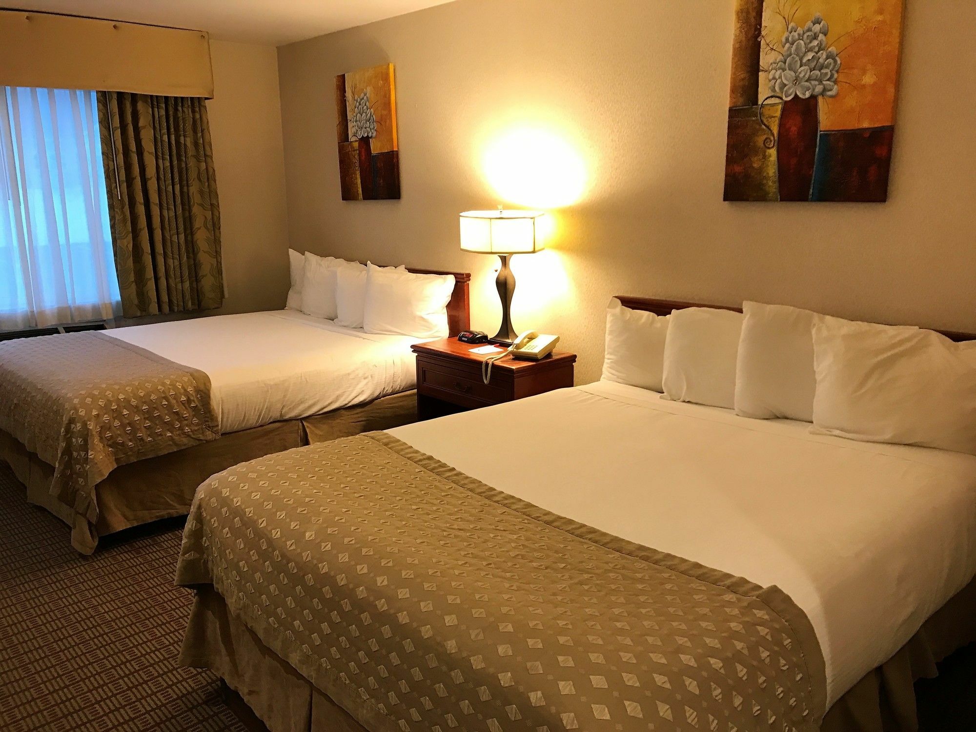 Отель Ramada By Wyndham Draper, Utah Экстерьер фото