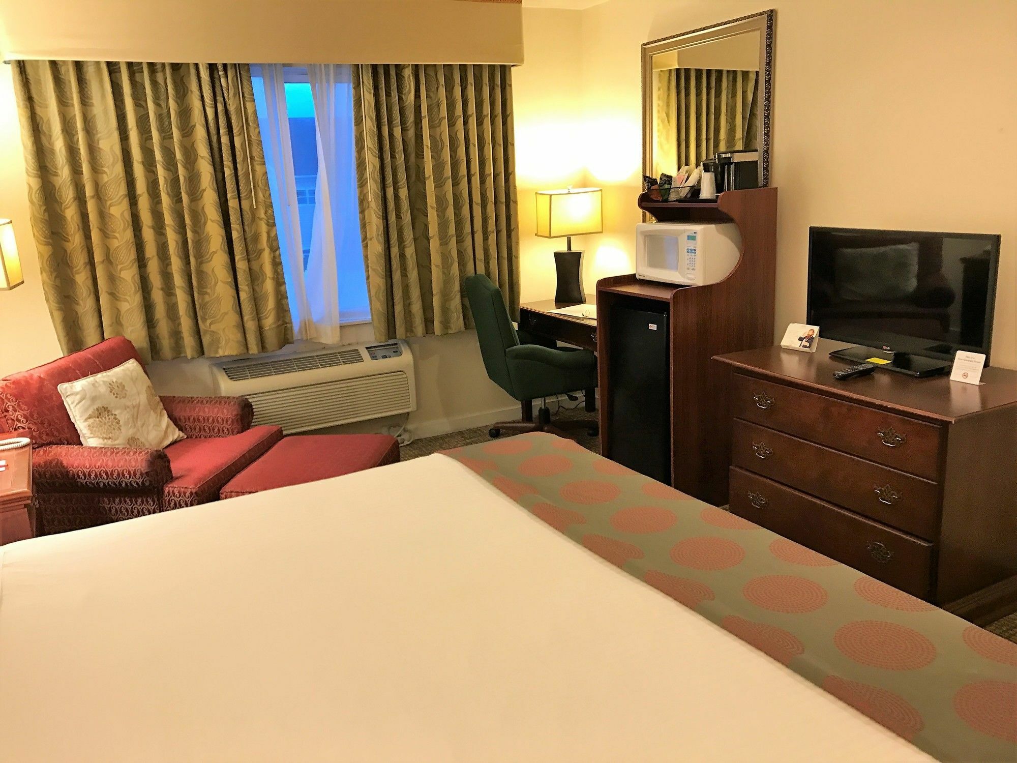 Отель Ramada By Wyndham Draper, Utah Экстерьер фото