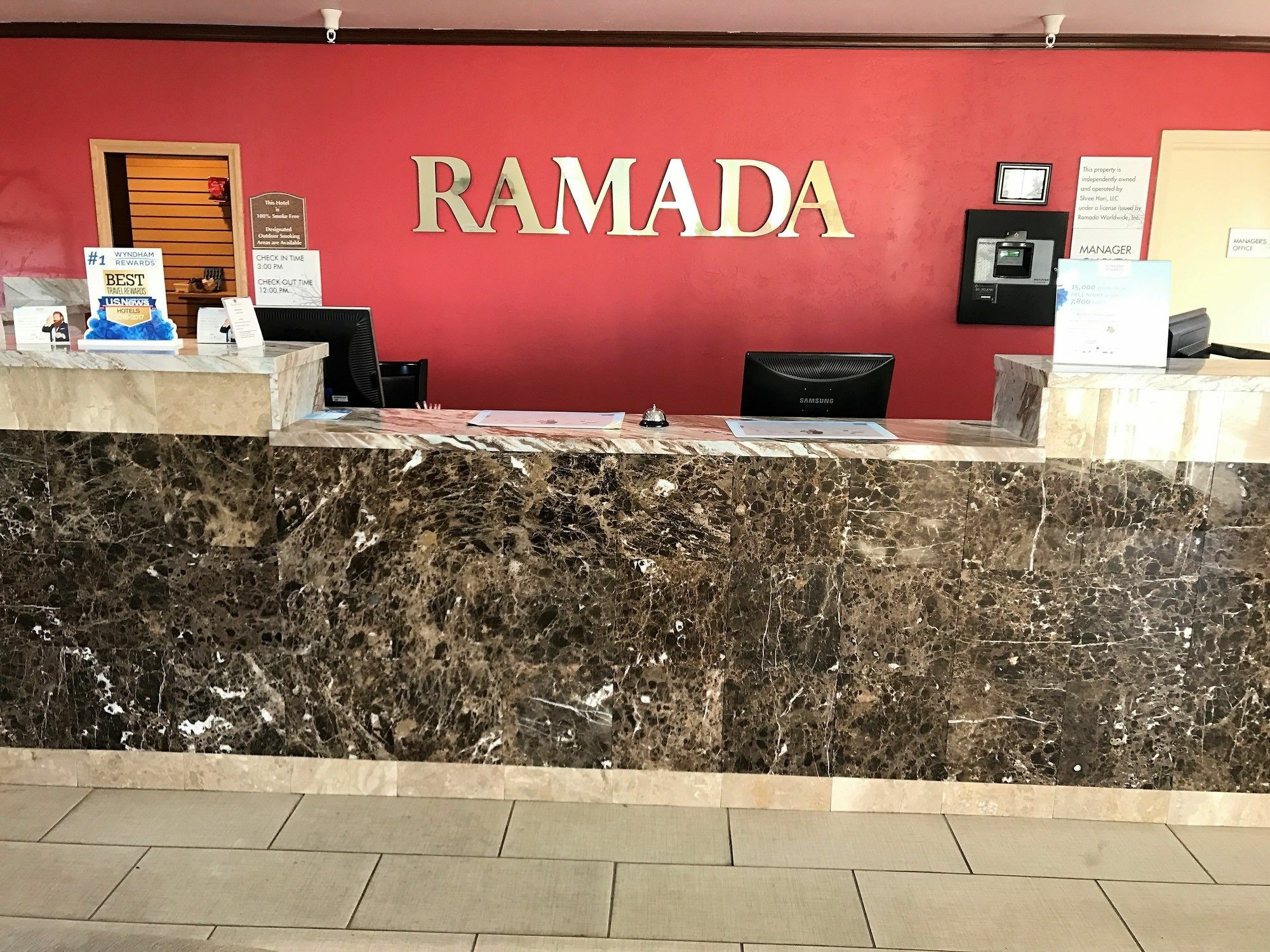 Отель Ramada By Wyndham Draper, Utah Экстерьер фото